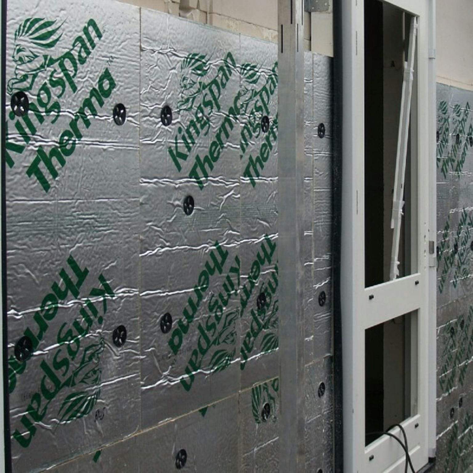 Kingspan Insulation Kingspan Thermawall TW50 | PIR Cavity Wall Insulation | 1200mm x 450mm | All Sizes